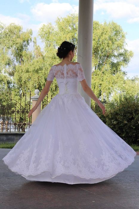 Весільна сукня з корсетом (можливий обмін)