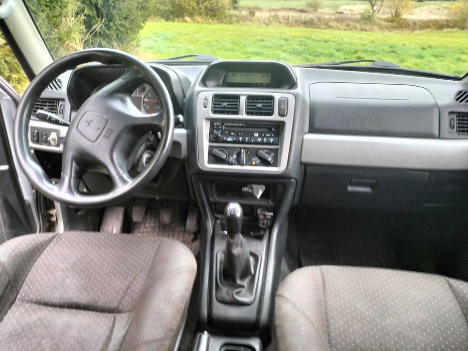 Mitsubishi Pajero pini