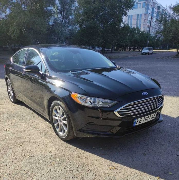 Продам   Ford fusion SE 2017
