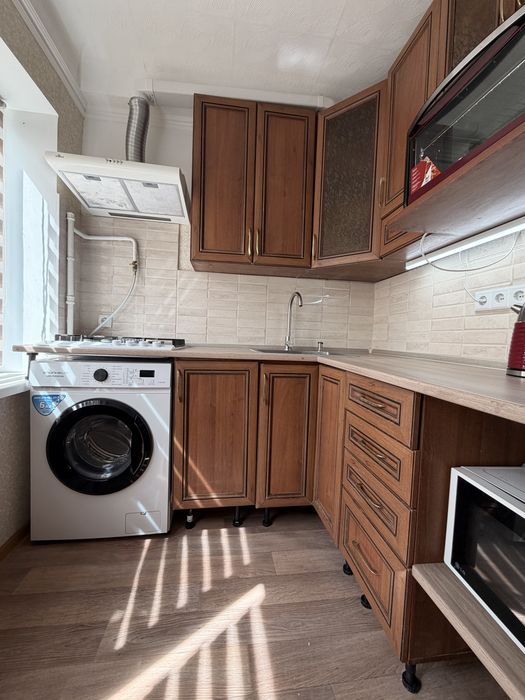 Продаж 1к квартири, Нивки , Шевченківський район, з ремонтом