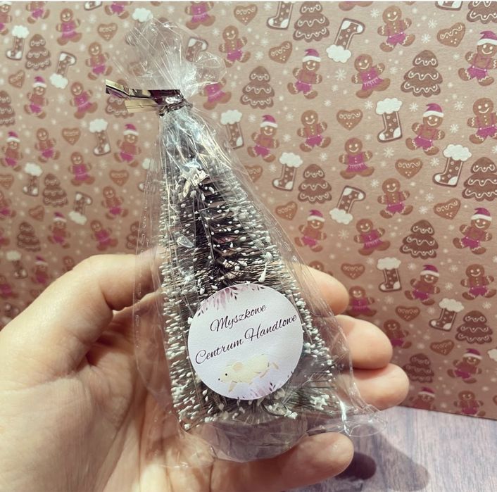 Choinka ze śniegiem mini dla myszek maileg sylvanian do domku