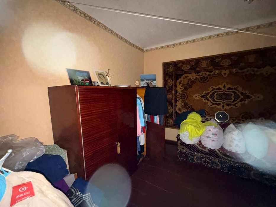 Фасадна частина будинку Центр