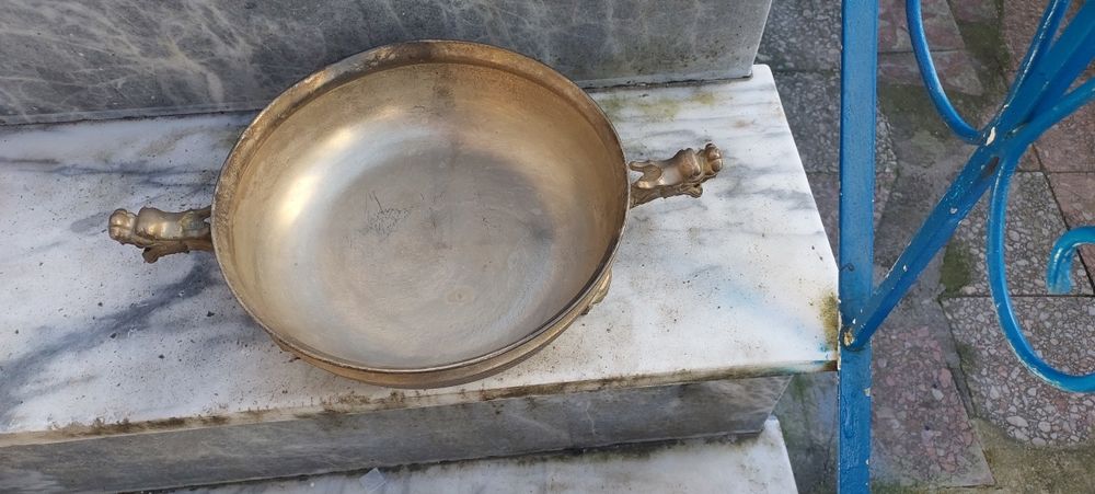 Vendo lote de peças antigas, a bom preço.