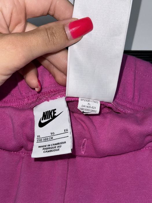 Шорти nike рожеві шортики найк спортивні хлопкові трикотаж
