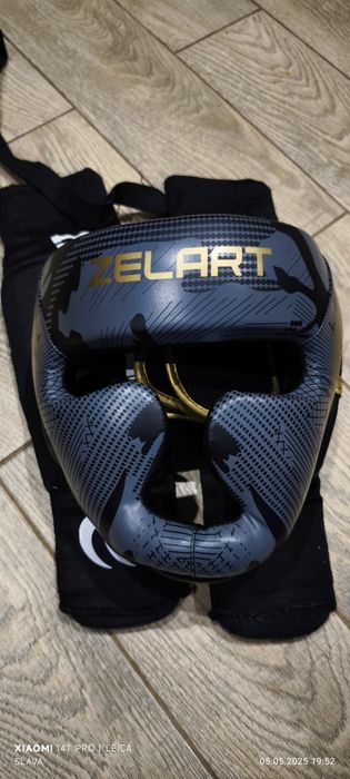 Спортивне знаряддя для дівчинки