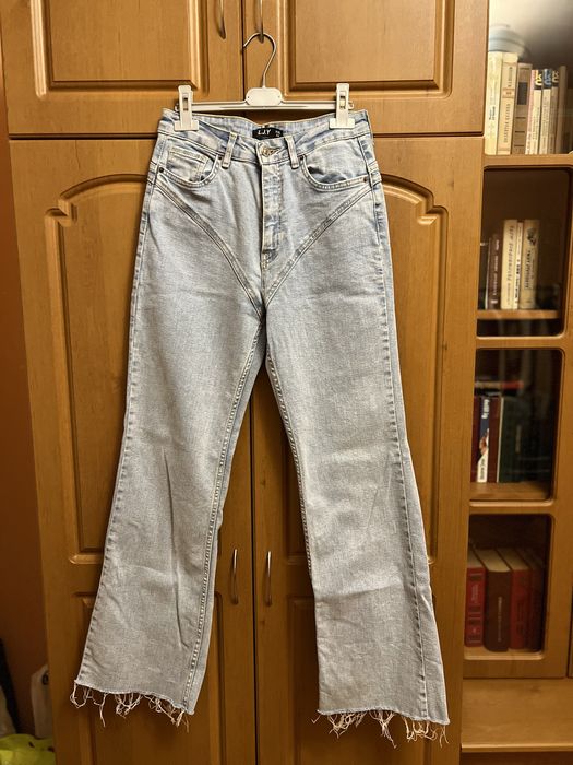 джинсові штани.