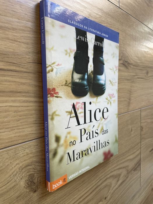 Livro Alice no País das Maravilhas