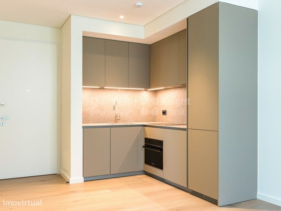 Apartamento T1 para arrendamento no Prata Riverside Village