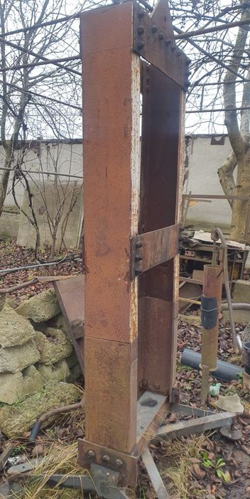 Стійка посилена металева 2.30 × 71×22