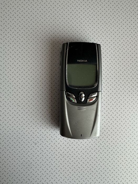 Nokia 8850 p/ colecionadores