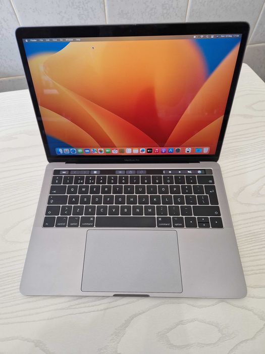 MacBook Pro 13" 2017 Touch Bar - 16GB / 1 TB / i7