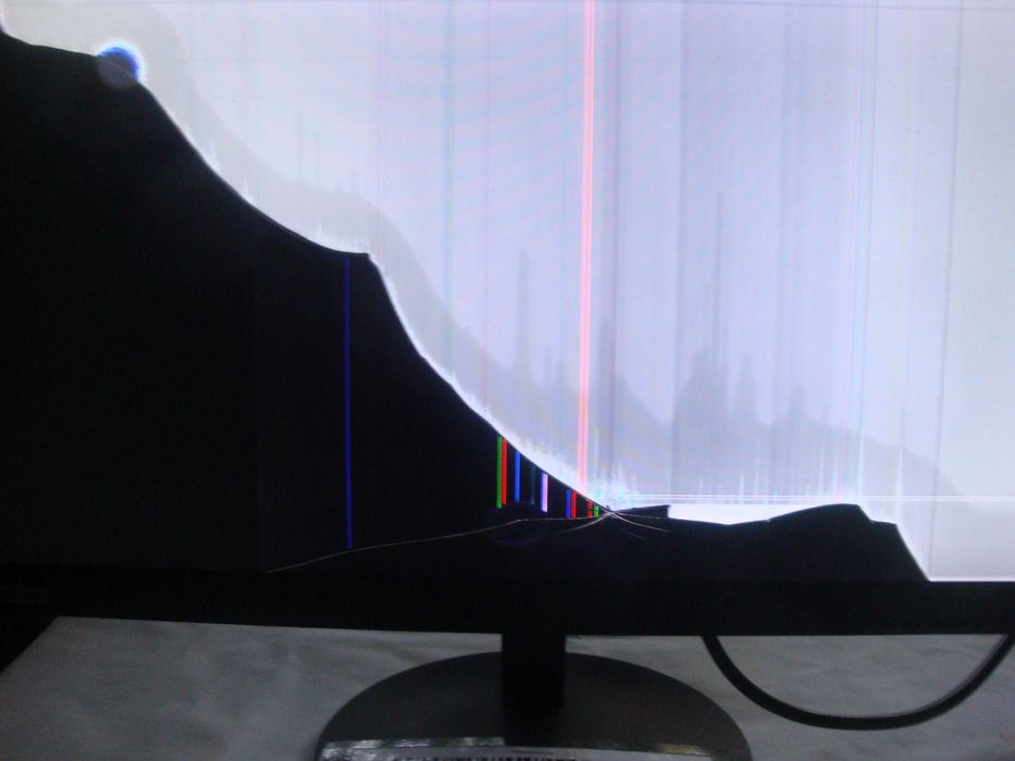 Продам недорого Led монітор для комп'ютера Lenovo A18215FS1 Під ремонт