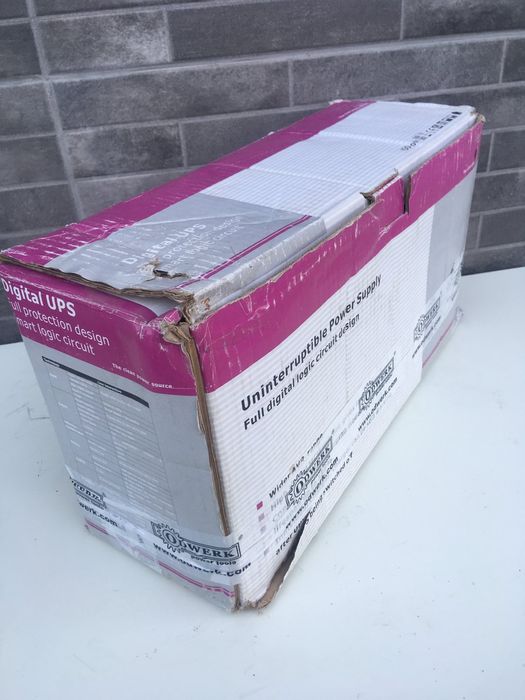 Продам бесперебойник UPS