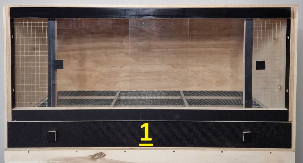 Odchowalnik piskląt, cieplarka, odchowalnia drobiu