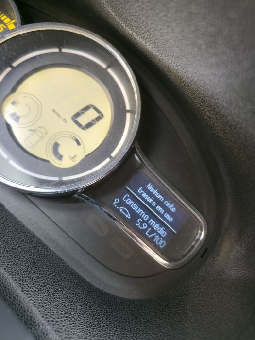 RENAULT Megane III Grandtour 1.5 dCi Diesel 110 cv

Dies