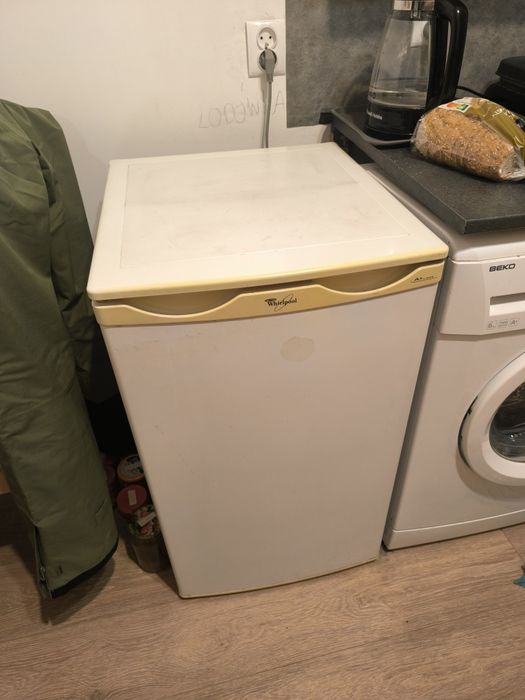 Lodówka Whirlpool 85cmx50cm Kraków Dietla