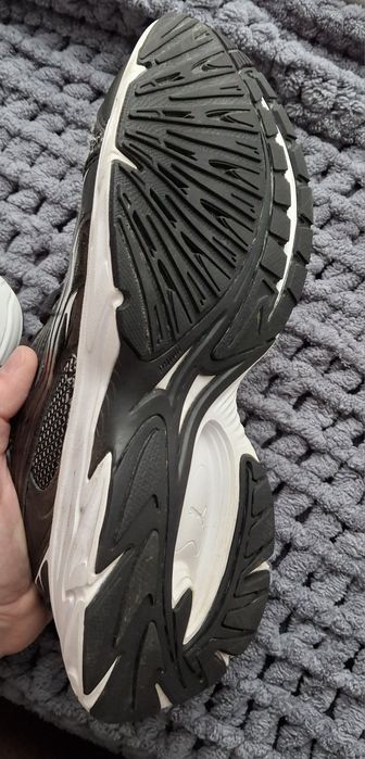 Кросівки PUMA Morphic Base Sneakers