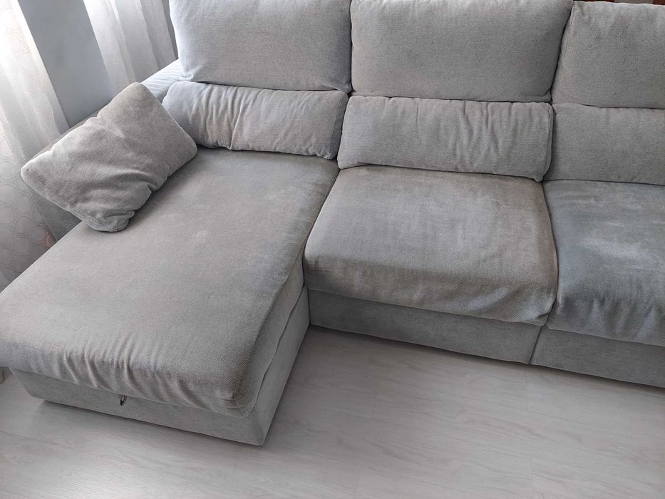 Vende-se Sofá 3 lugares c/ chaise lounge (Ikea- Eskilstuna) 250 €