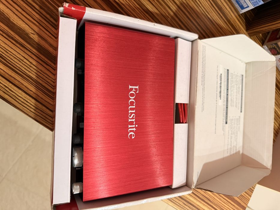 Interface de audio como nova!!