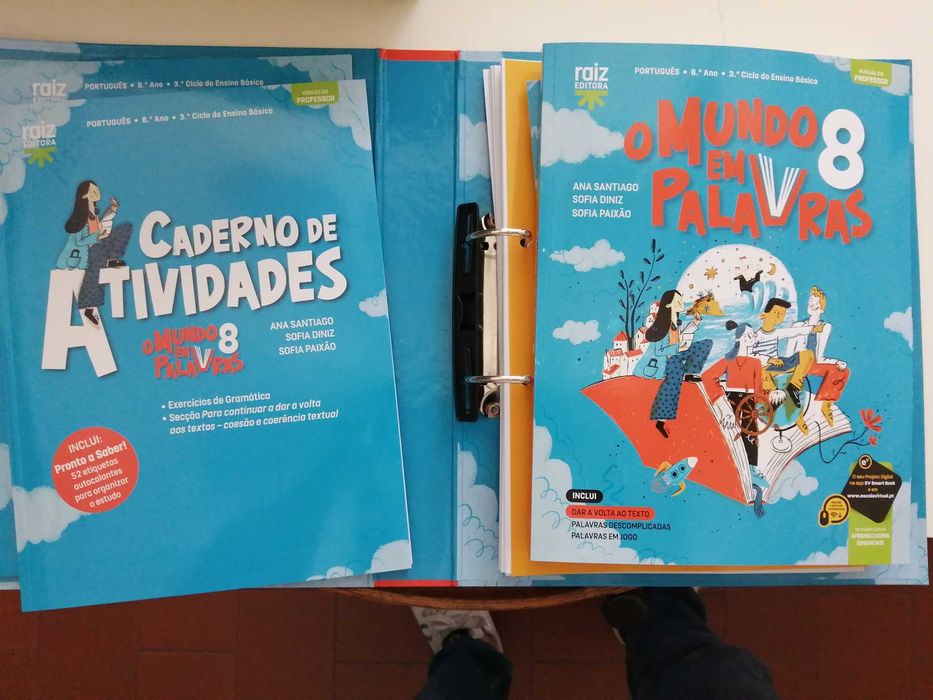 O Mundo em Palavras 8 - Conjunto completo do professor (RAIZ Editora)