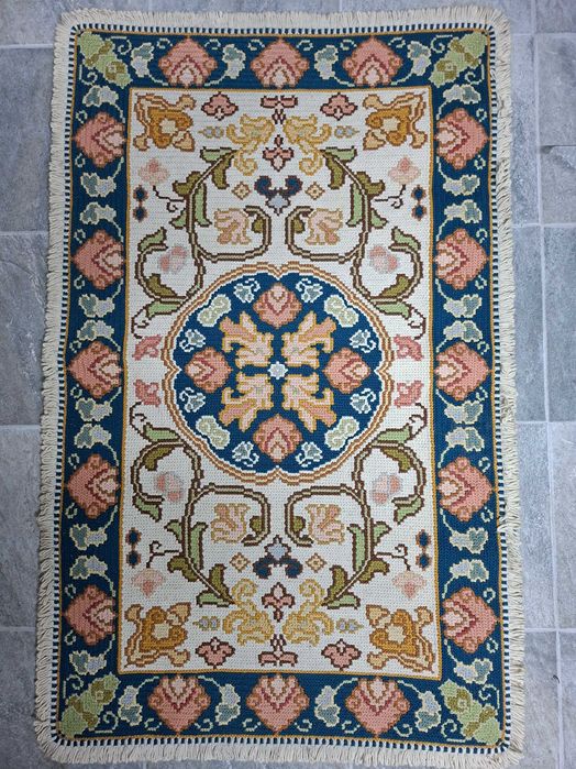 Tapetes de arraiolos originais