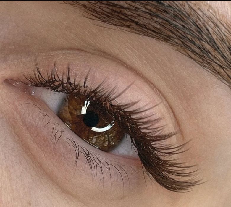 Наращивание ресниц, ламинирование, ботокс. Коррекция и окрашив. бровей