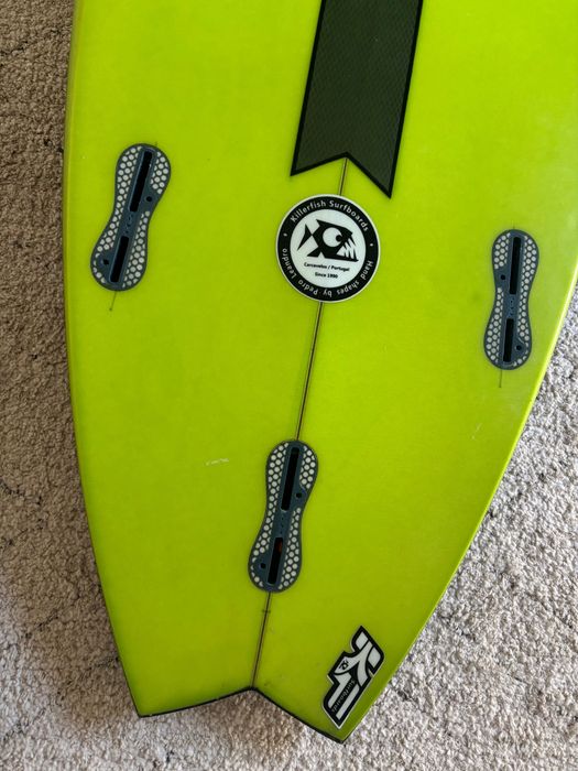 Prancha de surf 5’8” MUITO BOM ESTADO