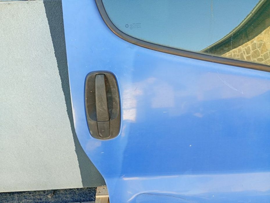 drzwi przednie prawe przód szyba czarne opel vivaro a trafic ii primas