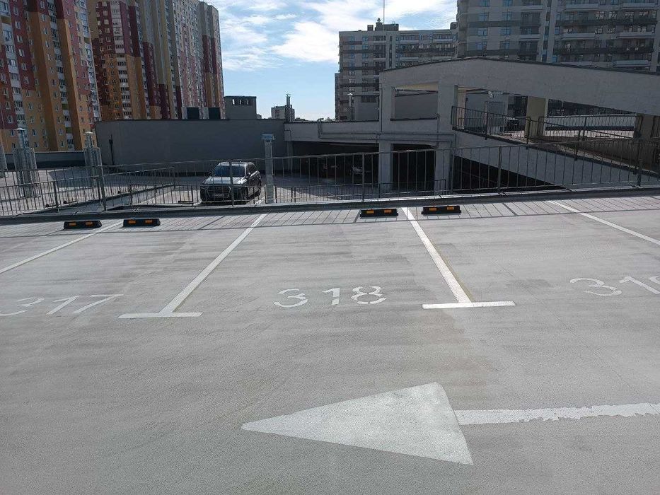 ЖК Варшавский. Олександра Олеся 2. Паркинг 14 м2