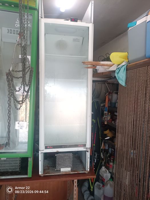 Armário de frio reparado