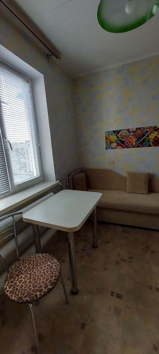 Здам квартиру на Харківській є все необхідне меблі та техніка