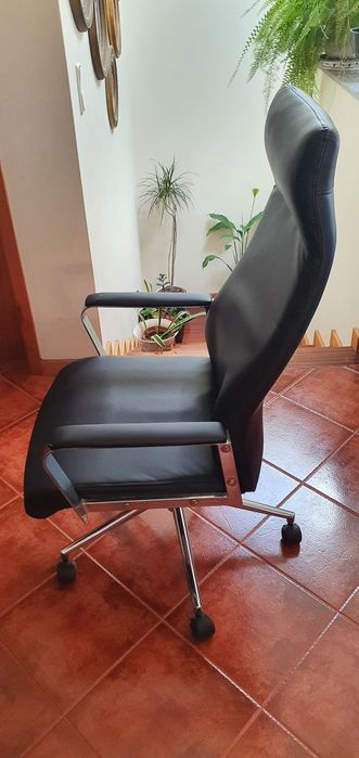 Cadeira de Executivo Pele Sintética