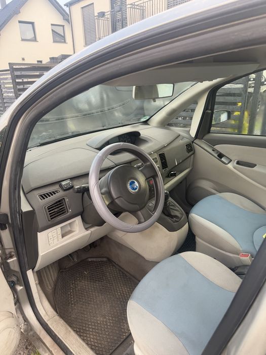 Fiat Idea  samochód w dobrym stanie Polecam