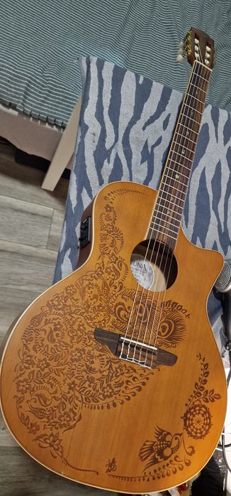 Gitara Luna HEN 02 NYL