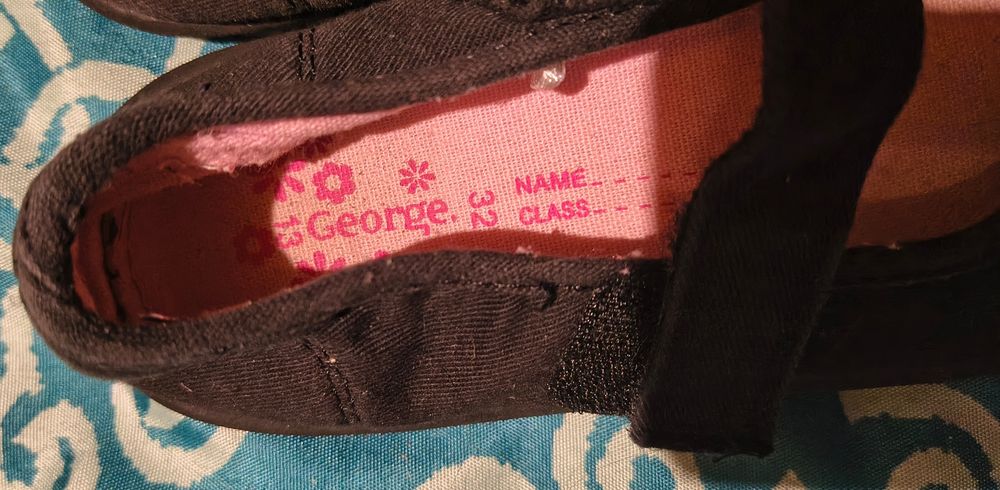 Tenisówki/kapcie George roz. 32