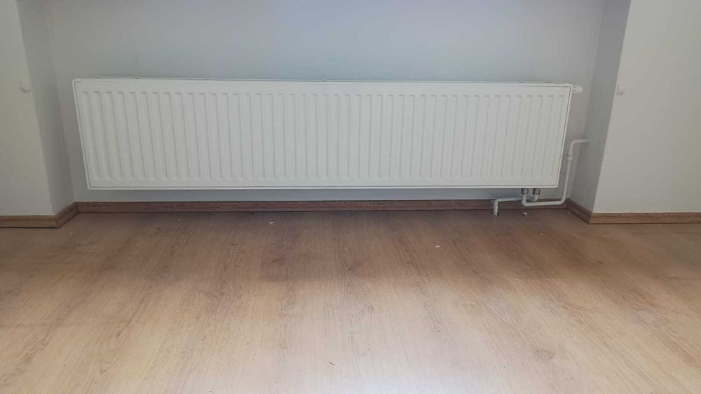 Grzejnik stalowy 1800x400 CV33 PURMO + uchwyty +Głowica termostatyczna