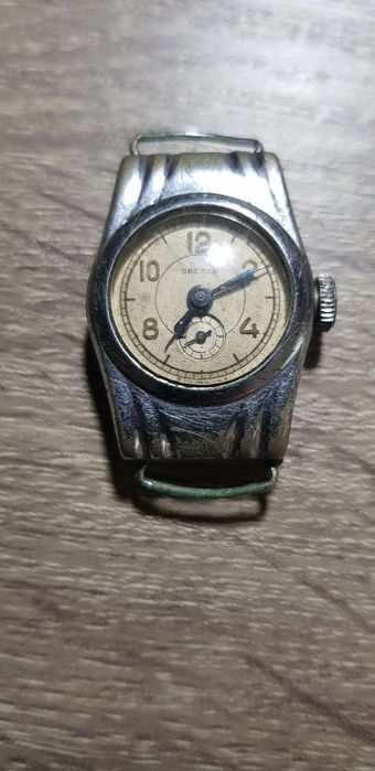 Часы женские "Звезда".