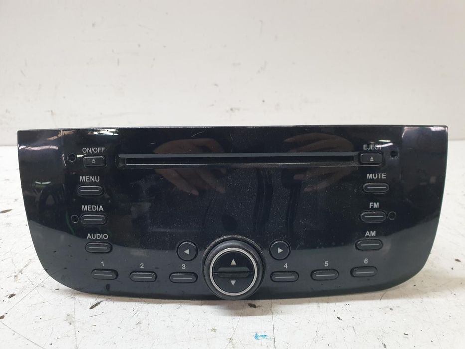 Sistema De Áudio Rádio Cd Fiat Iii Evo Punto 199