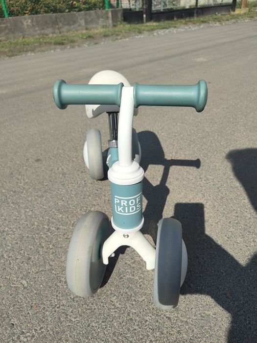 Дитячий біговел Profi Kids