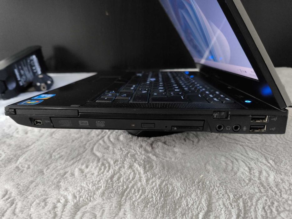 Laptop Dell 14' Cali i5 do 2.90GHz Windows 11 Pro Office + Mysz