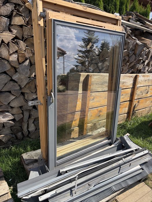 Okno dachowe drewniane Velux 94x 140 z demontazu