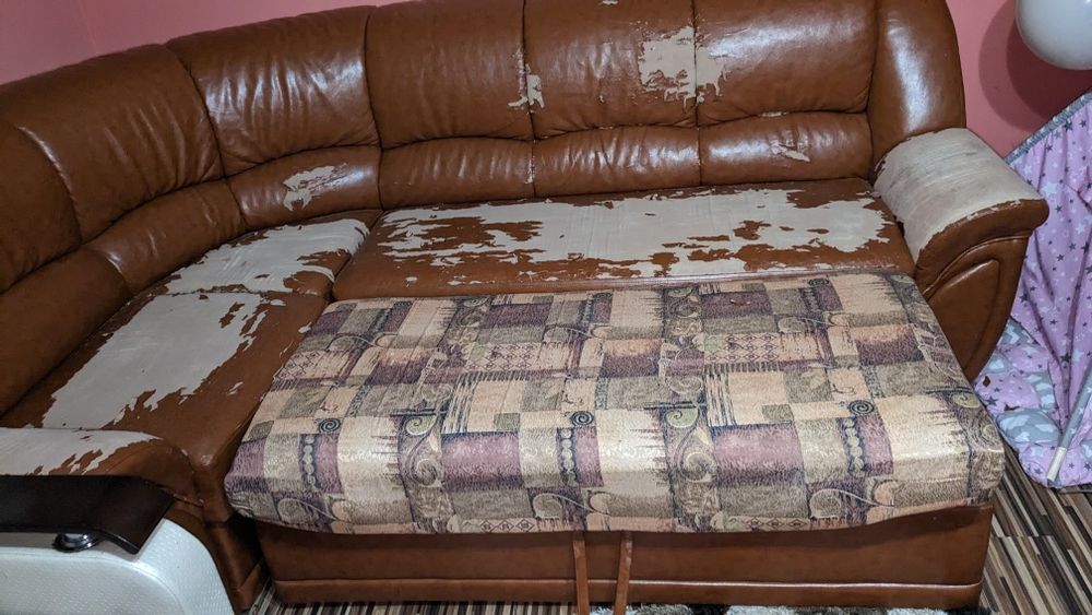 Продам диван кутовий