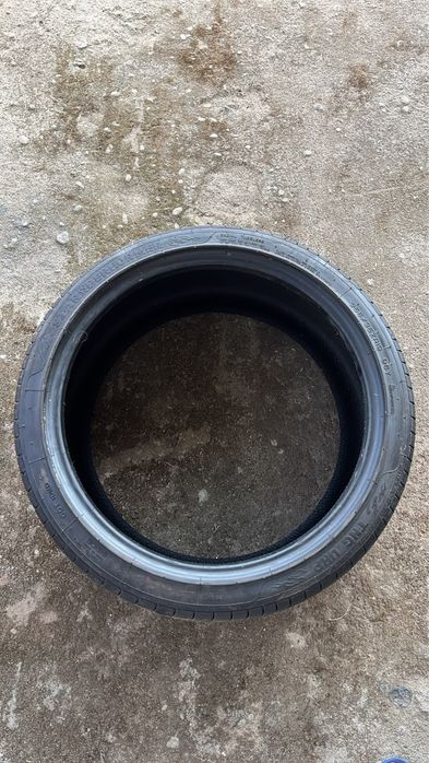 2 Pneus 255/35ZR19