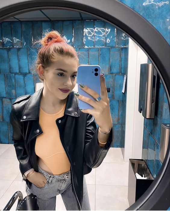 Шкіряна куртка , кожанка (косуха)