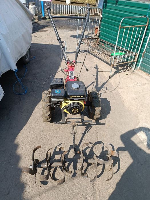 Продаю мотоблок потребує ремонту