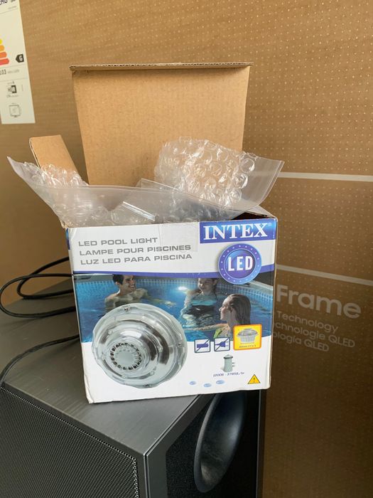 Luz hidráulica para piscina INTEX - NOVA