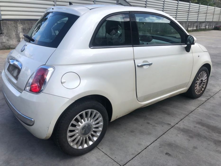 FIAT 500 1.3 MULTIJET DE 2009 PARA PEÇAS
