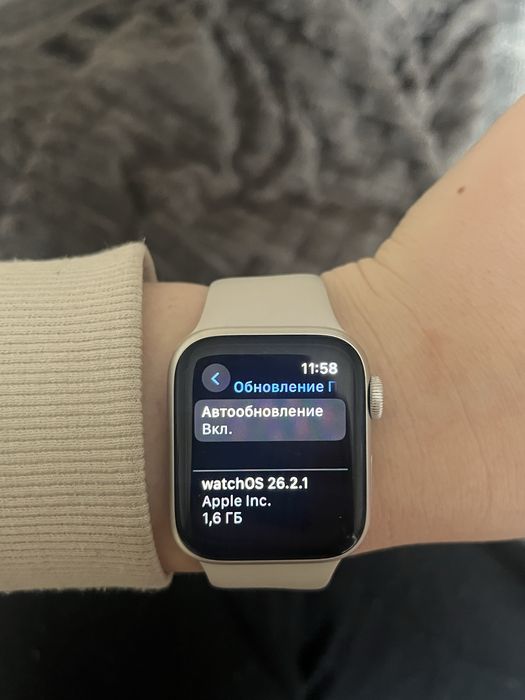Apple Watch SE (GPS, 2-го поколения) без гарантии