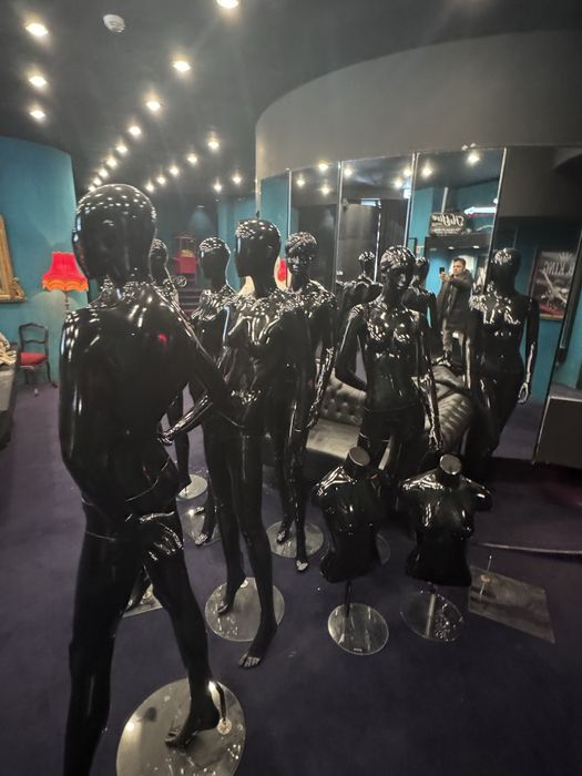 Manequins cor preta mulher