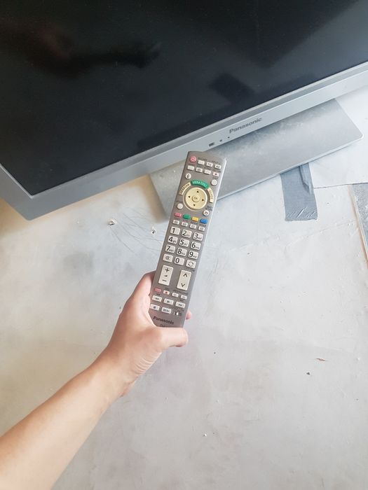 Telewizor Panasonic + pilot